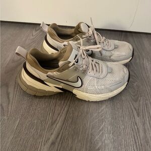 Nike V2K Run Sneaker